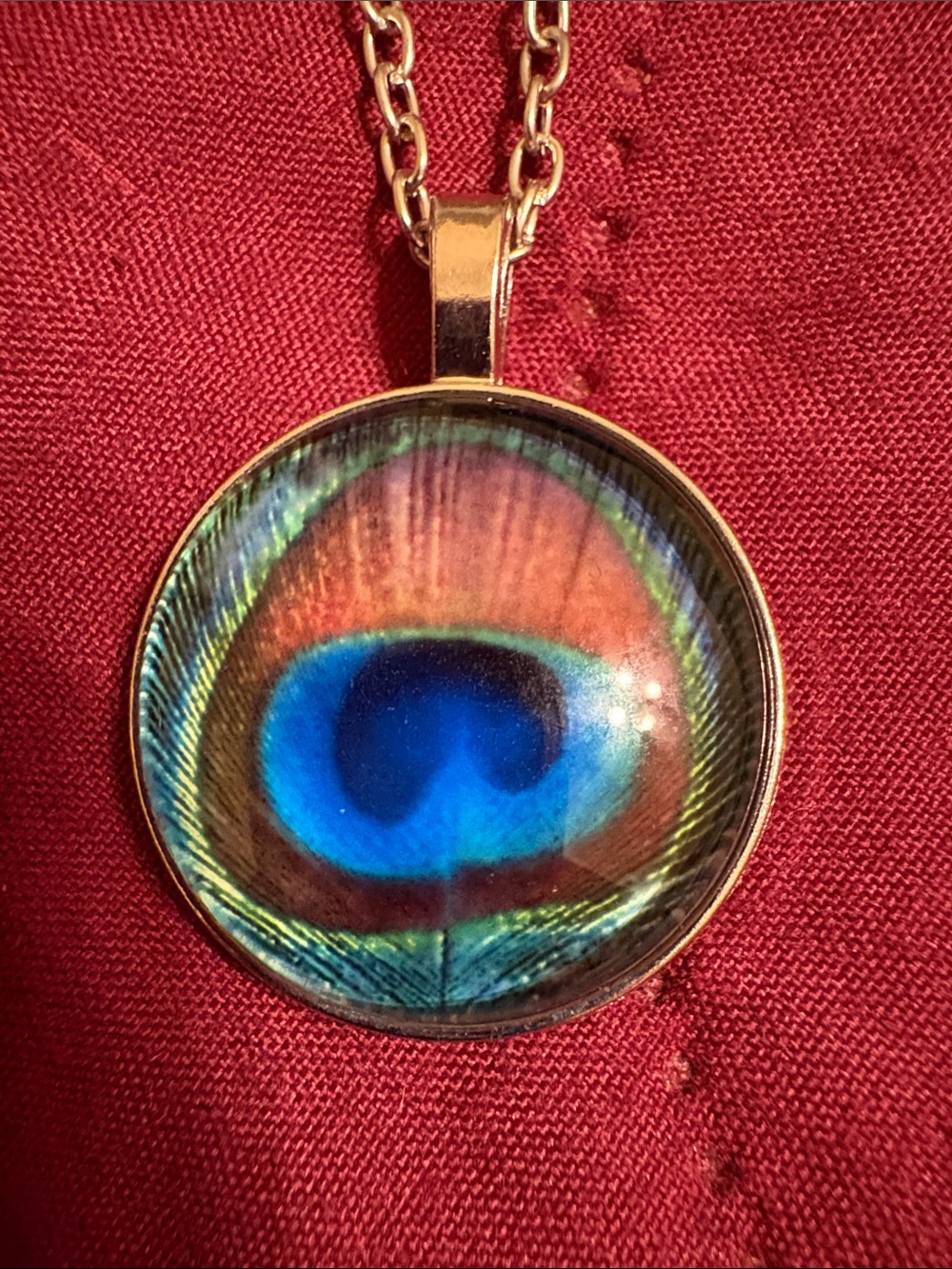 Peacock Eye Pendant Necklace in Blue and Green